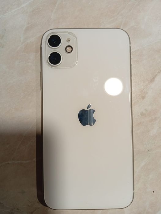 Продам Iphone 11