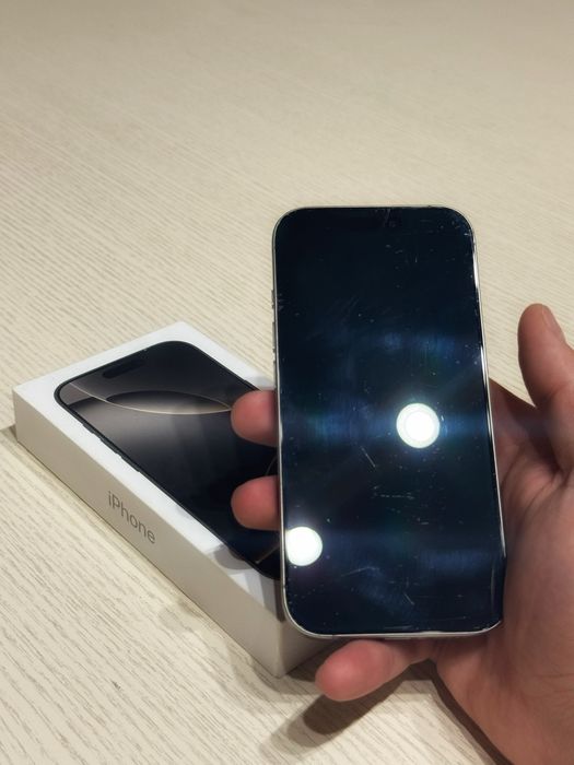 IPHONE 16 PRO 128gb.