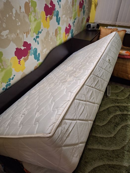 Ъглови легла с механизъм и матраци