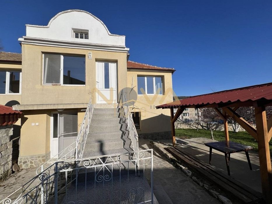 Продава се Тристаен апартамент в Варна, Виница - 61 кв.м за 1045 €/кв.м - Снимка #5