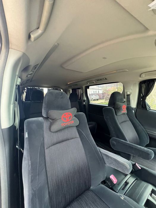 Продам машину Тойота VELLFIRE