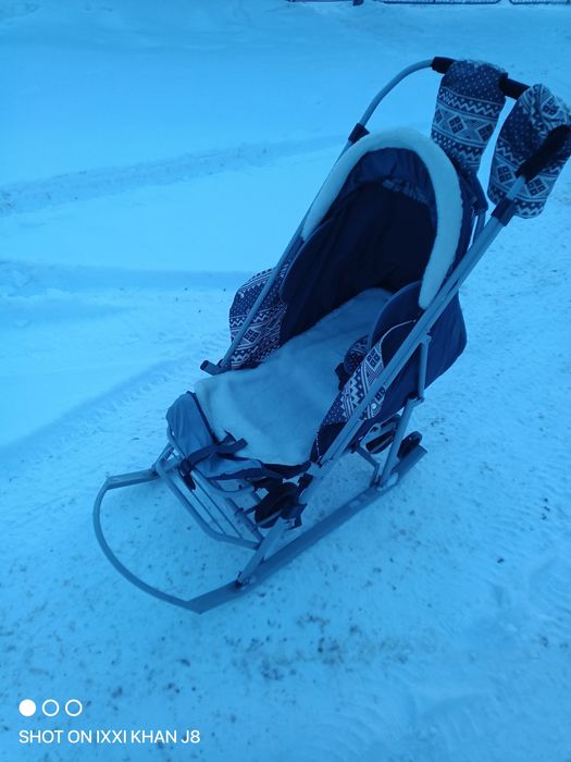 Санки детские крытые б/у