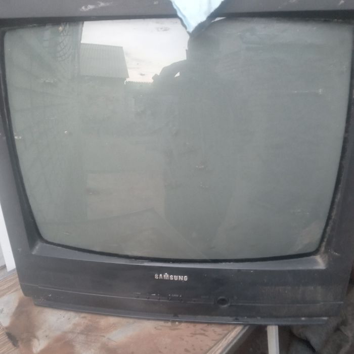 Продам телевизор кубик Самсунг5000т.