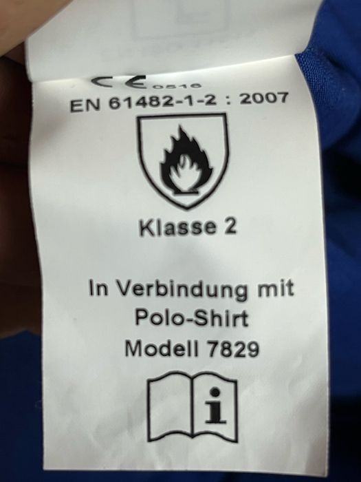 Диелектрично работно облекло Uvex