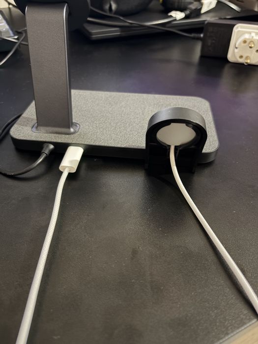 Stand de încărcare 3 în 1 Mophie MagSafe pentru iPhone, AirPods și Apple Watch