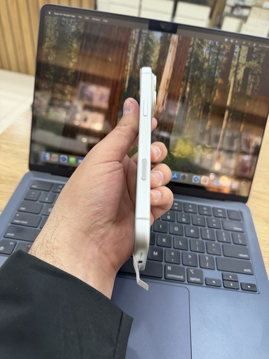 Iphone 17pro max 256 slver 1 E-sim