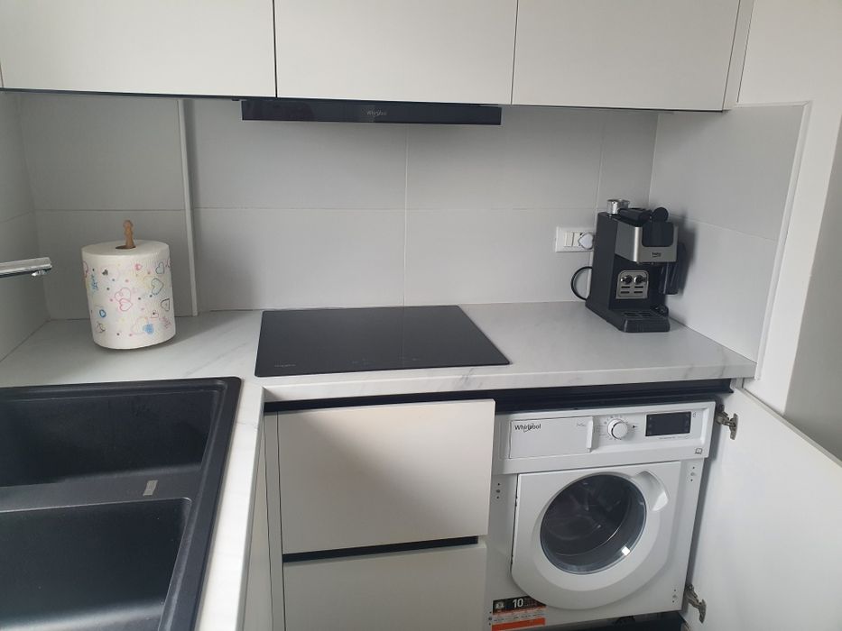Proprietar,vând apartament!