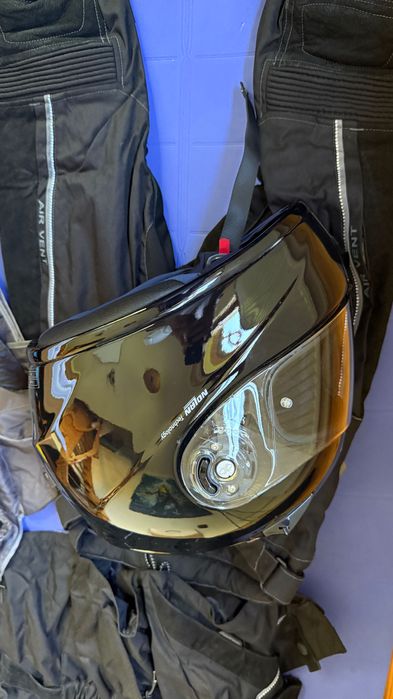 Casca, jacketa si pantaloni motocicleta "M" nou Tg Mures pret f mic!