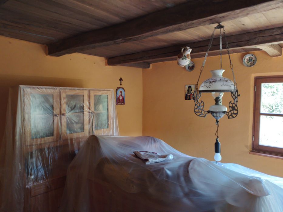 Casa traditionala Ramet 1.3 ha plus padure 3000m2  schimb mb trac 1600