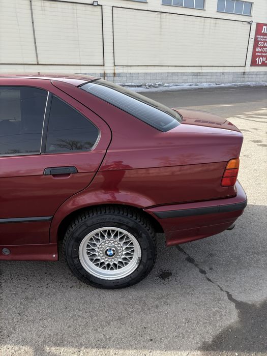 Продам БМВ Е36 1.8 л мотор м 43