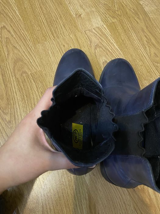 Продам осенние ботинки