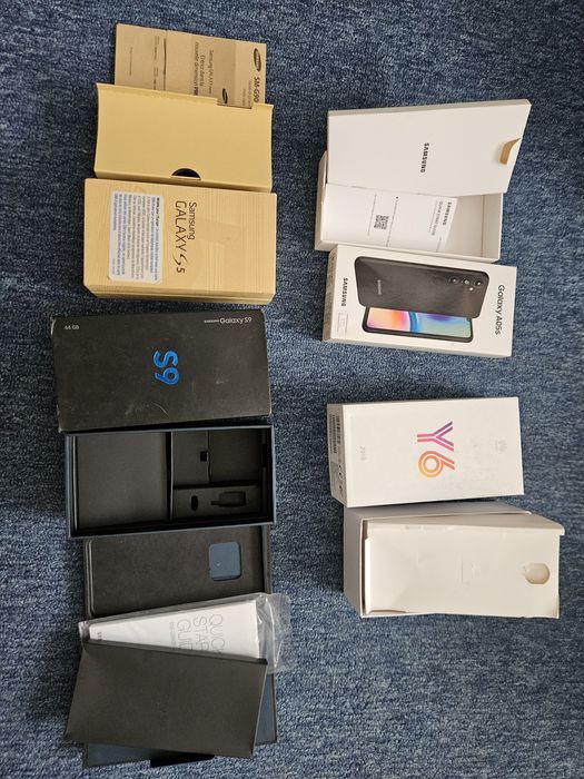 Cutie Cutii goale Samsung Galaxy / Blackberry / Apple Iphone / Huawei