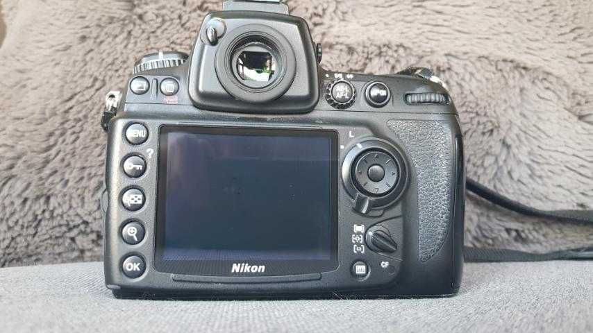 Nikon D700 body – Легендарно FX тяло, Супер запазено! 21,000 кадъра.