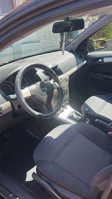 Opel Astra Unic proprietar Inmatricuare - 2008