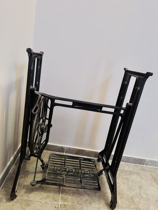 Основа от машина Сингер