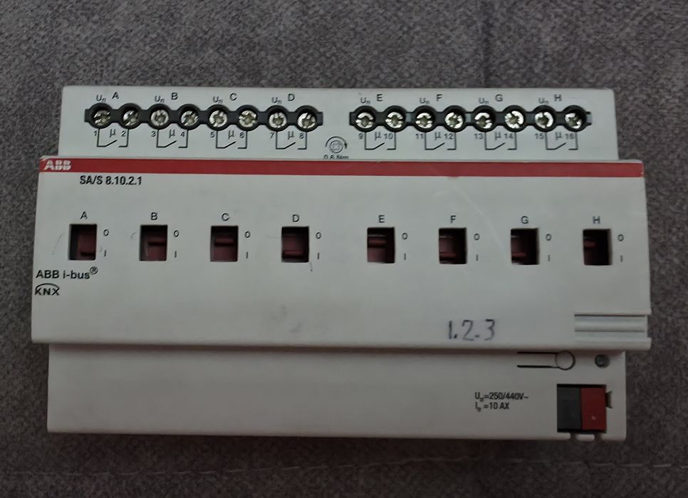 Модули для умного дома ABB knx