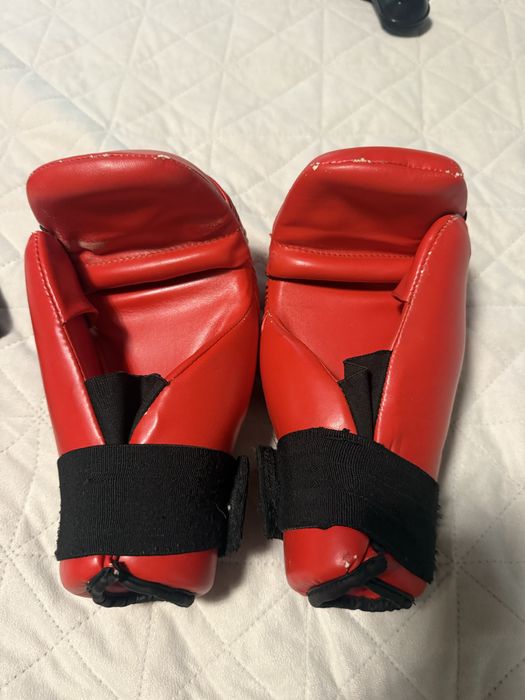 Аксесоари за бойни спортове