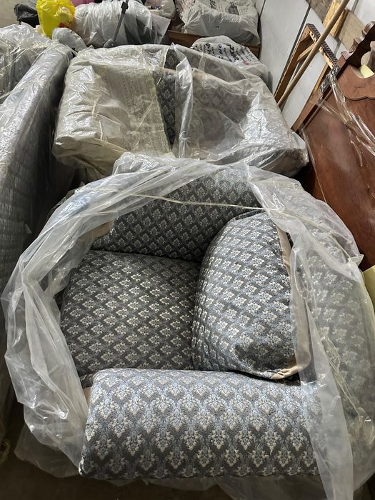 1 диван, и 2 кресла