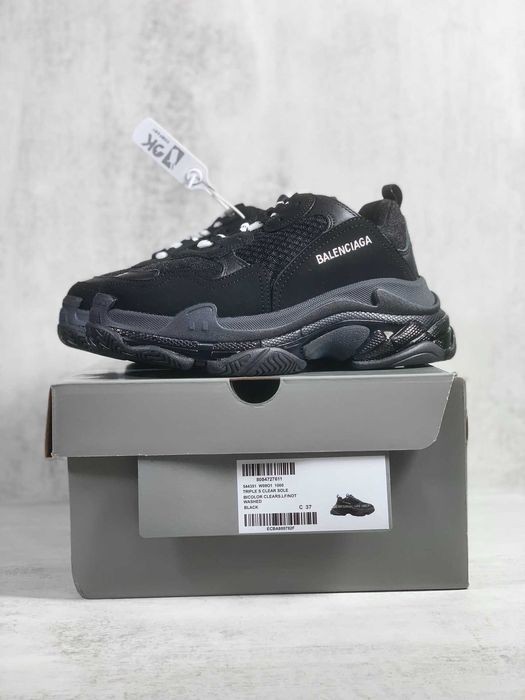 Adidasi Balenciaga Triple S Calitate Premium