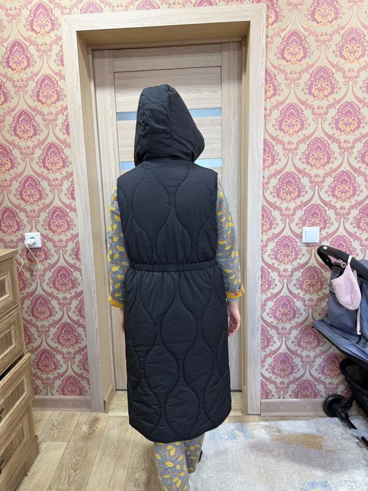 Продам хорошую Безрукавку