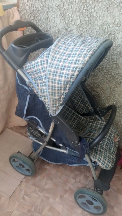Коляска детская прогулочная