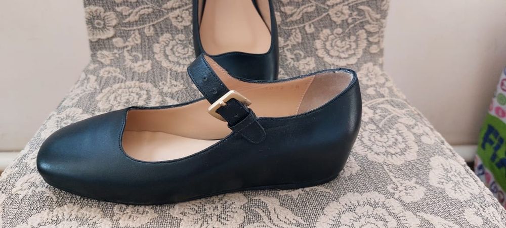 Туфли кожанные классика 37 размер