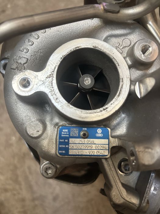 Турбина AUDI 2.0 TDI 04L253056L