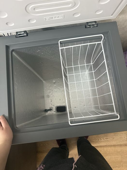 Продается морозильник ларь 100 литров