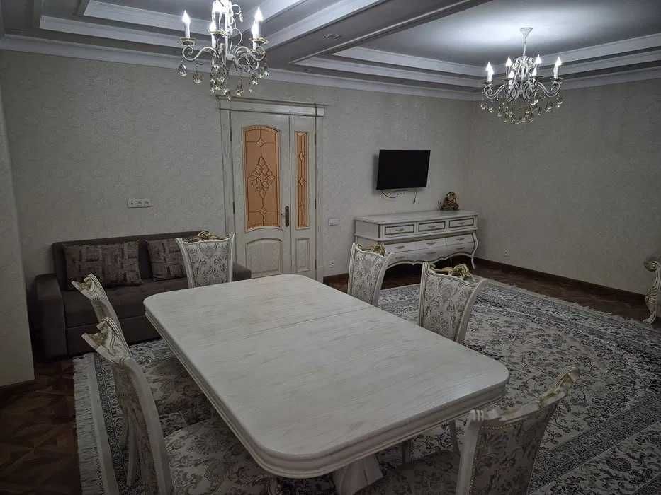 Сдаётся шикарная квартира на Чиланзаре, 5-квартал, ор-р: метро Новза!