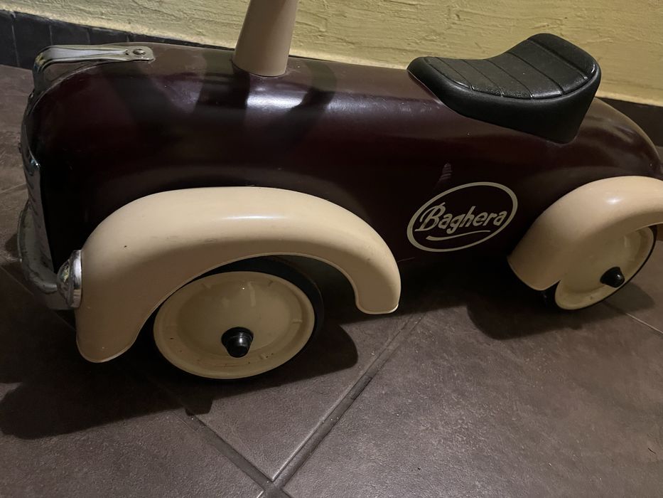 Masina Baghera 1-3 ani