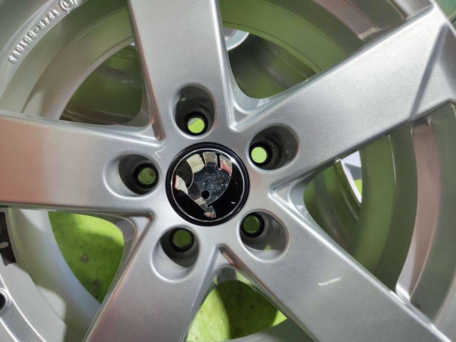 17 5x112 Skoda лети джанти 5х112 шкода