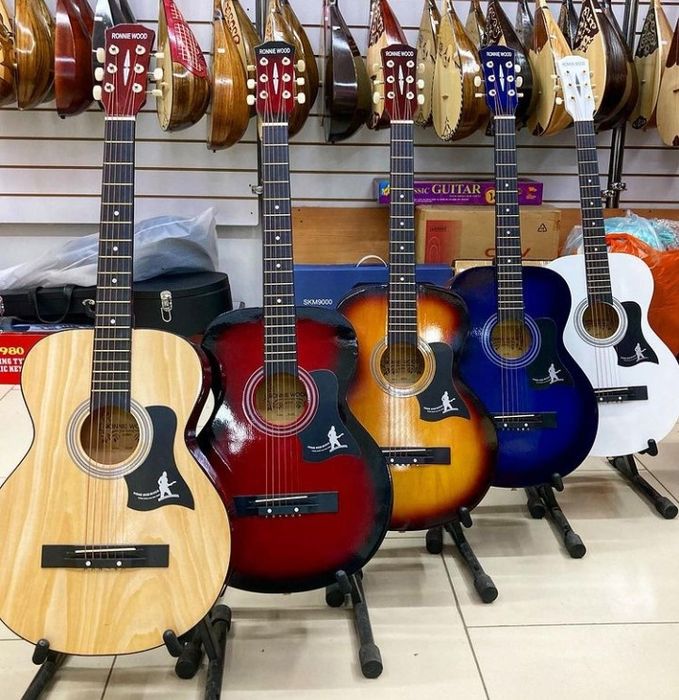 Гитара Акция + медиатор подарок акустическая гитара