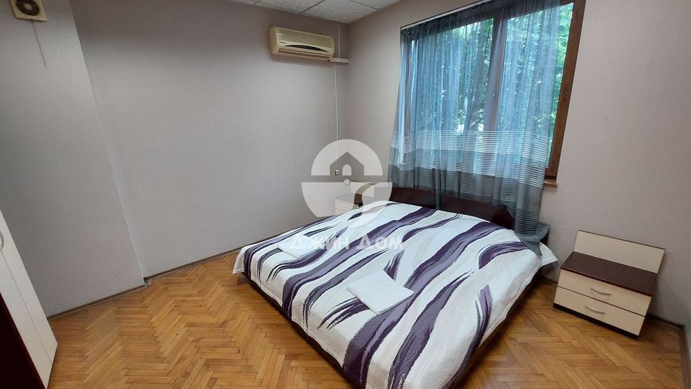 Продава се Многостаен апартамент в Бургас, Център - 156 кв.м за 1481 €/кв.м - Снимка #3
