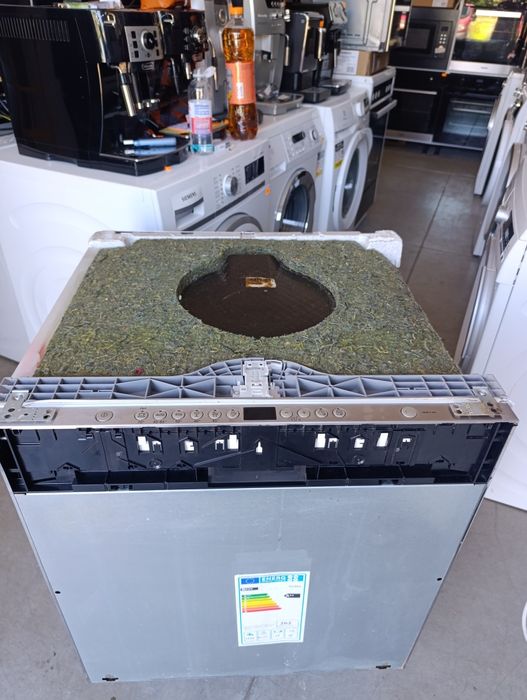 Съдомиялна за пълно вграждане Siemens 60см