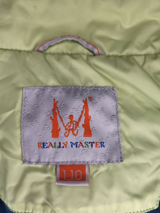 Куртка весна 110р