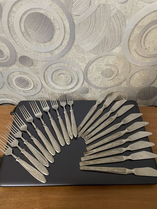 Продам вилки и ножи (СССР)