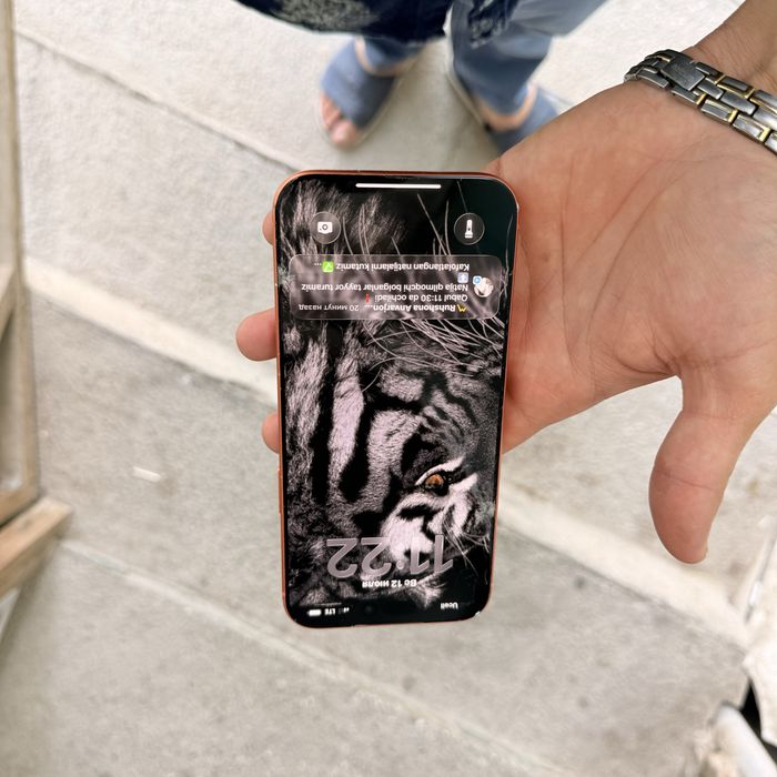 Iphone17promax sim esem sotiladi