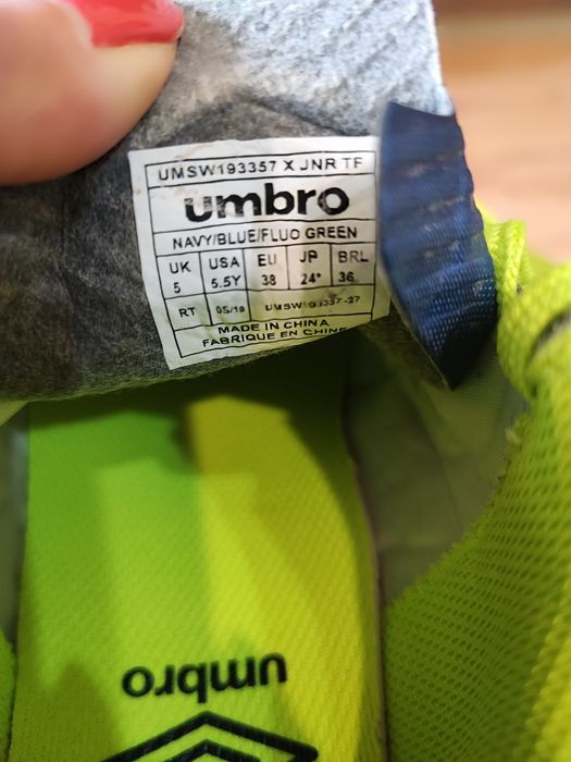 Продавам бутонки