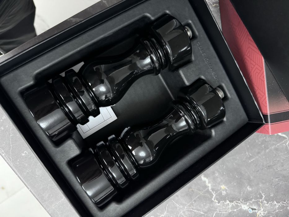 Комплект мелнички за сол и пипер Cole&Mason