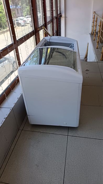 Продам морозильник