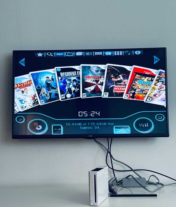 Пълен комплект Nintendo Wii с 3000+ инсталирани игри ПЕРФЕКТНО