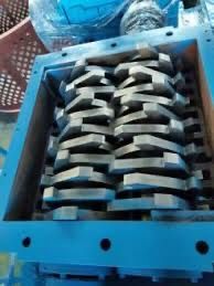 Shredder Tocator distrugator macinator granulator deseuri și vegetale