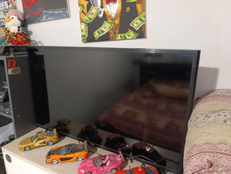 Продам телевизор Samsung