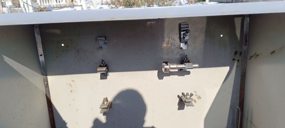 Метален шкаф за кислород