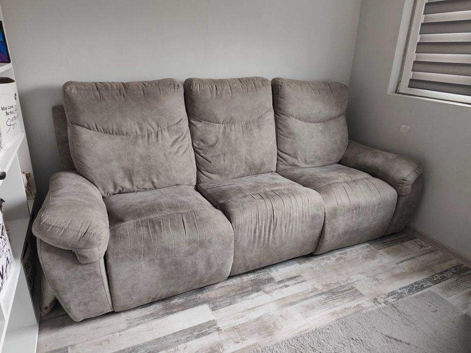 Диван с два релакс механизма