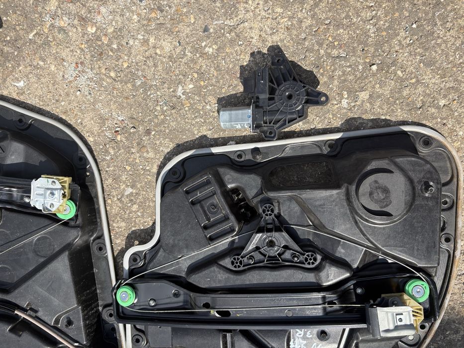 Mercedes w213 Е класа комби Стъклоповдигачи и машинки ел стъкла