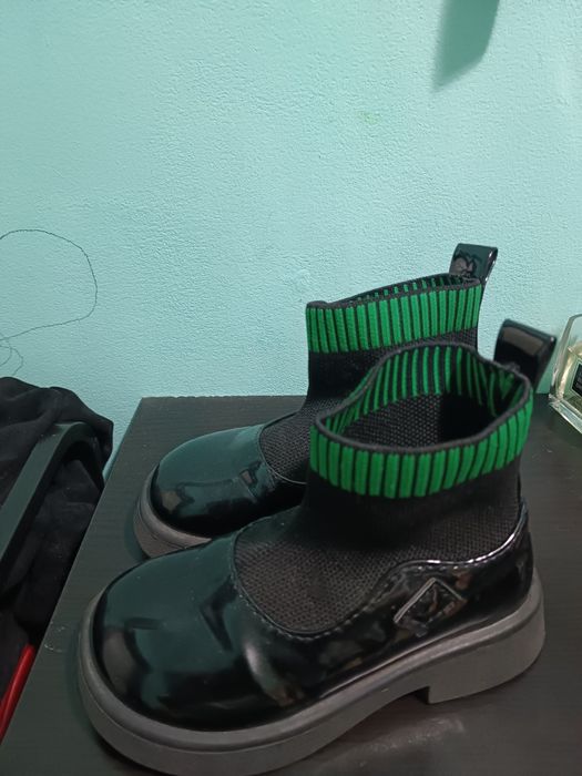 Продам недорого детские