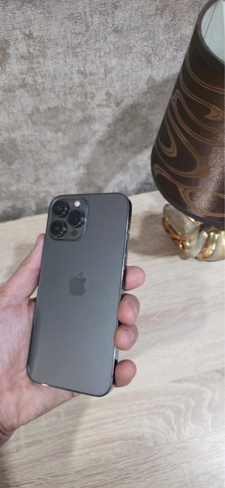 iPhone 13 про макс