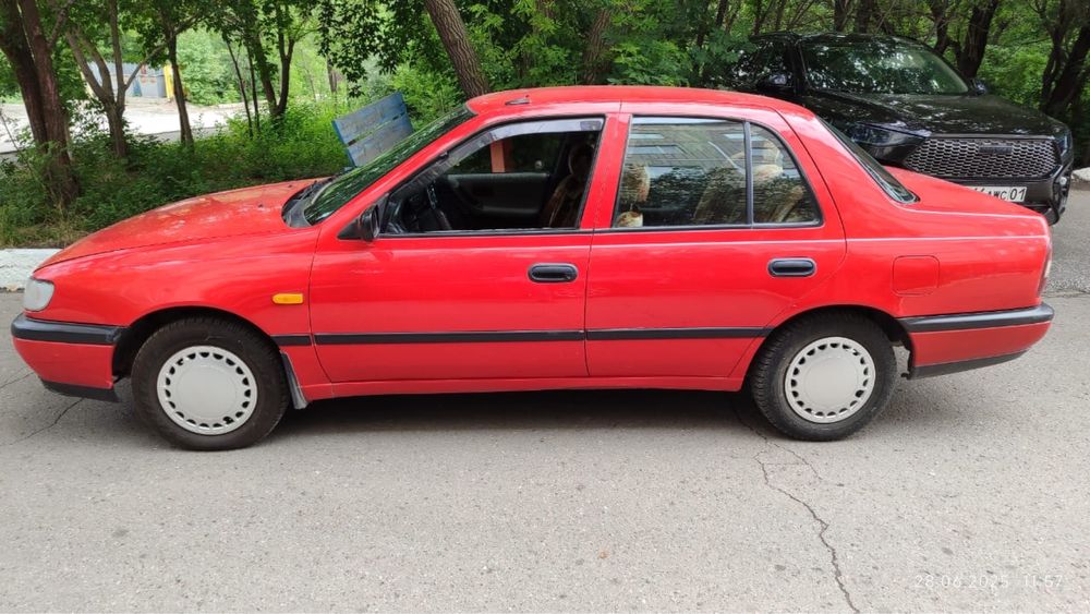 Автомобиль Nissan Sunny
