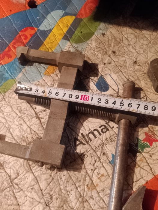 Продам съёмники шкифов и крышек